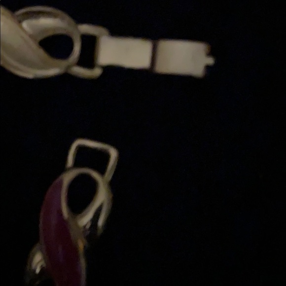 Pink and gold necklace - Picture 4 of 4